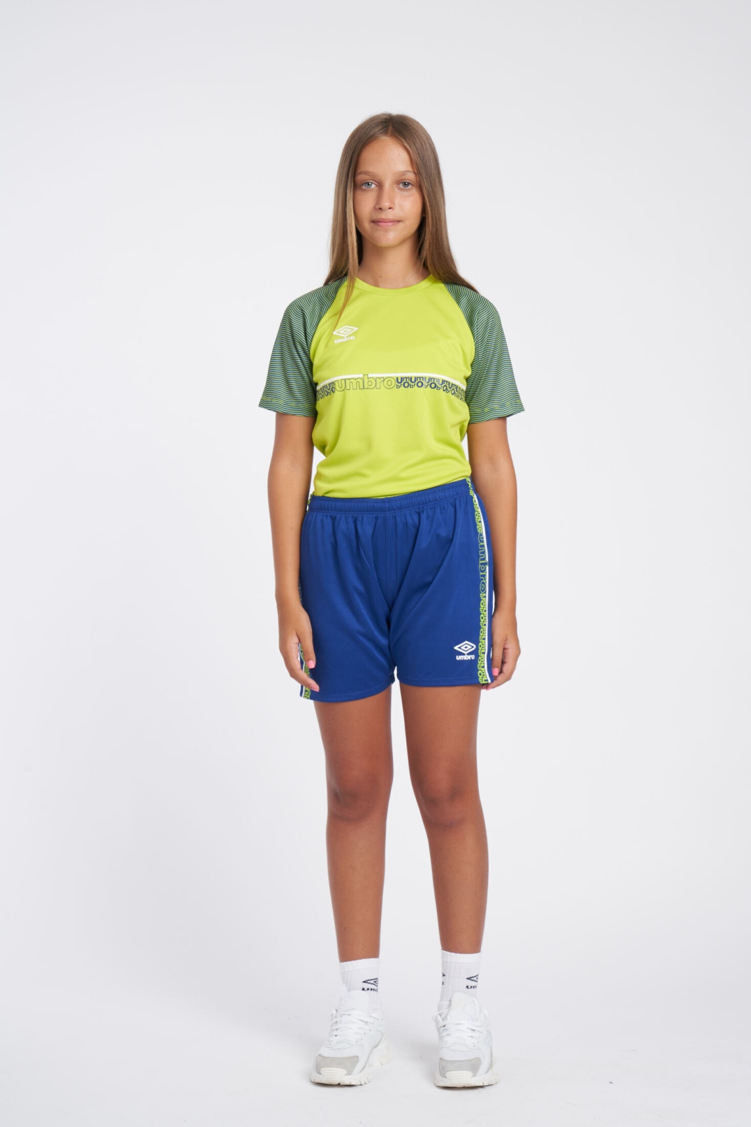 CAMISETA UMBRO SPIRITO JERSEY  JNR LIME PUNCH / WHITE / SODALITE BLUE
