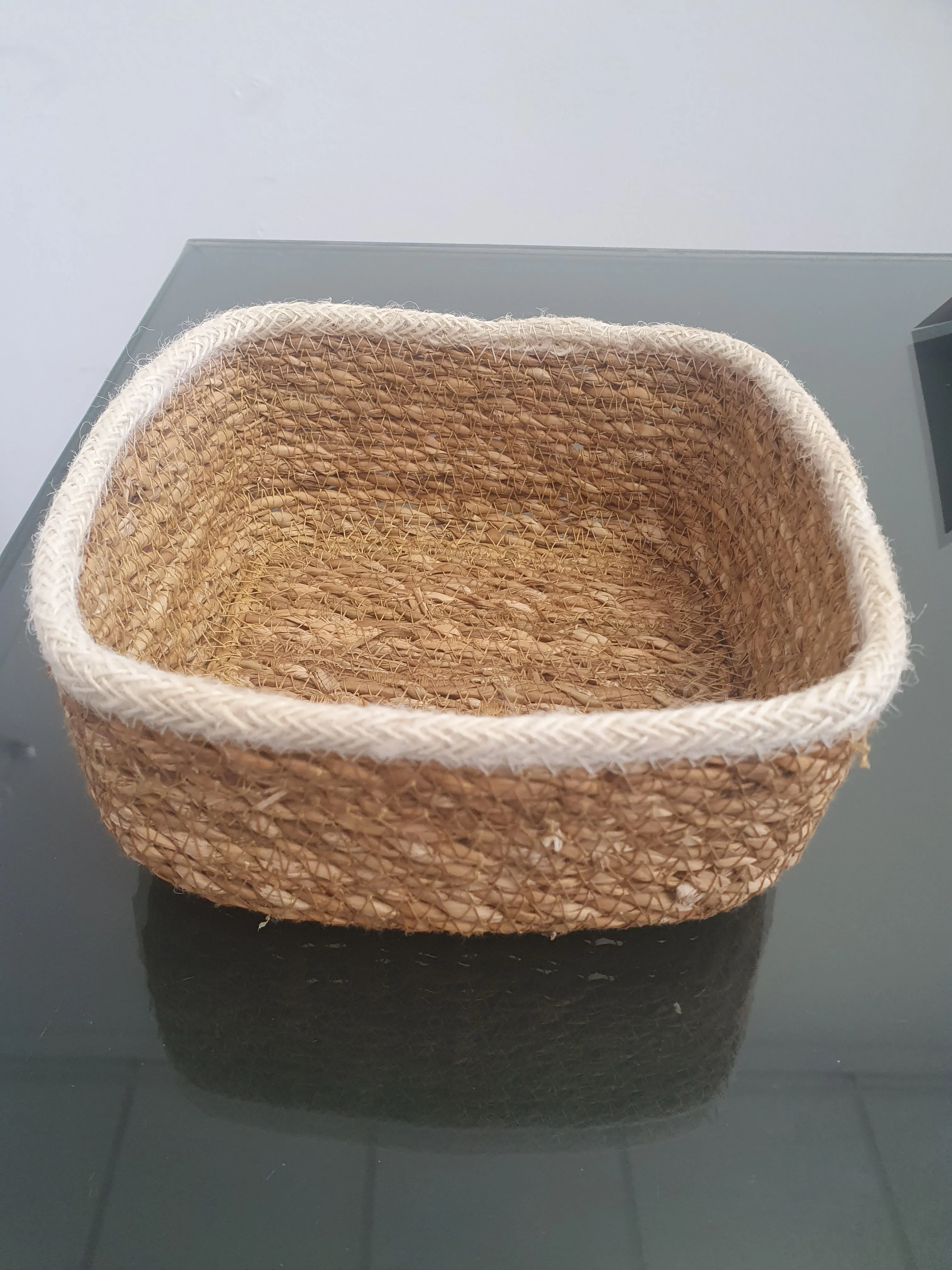 Cesta yute mediana