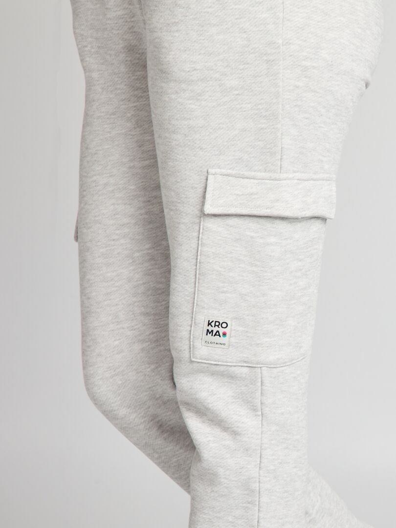 PANTALóN DE CHáNDAL  GRIS