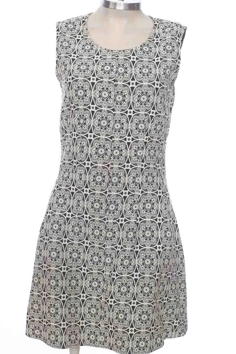 VESTIDO / ENTERIZO COLOR BLANCO  FOREVER 21