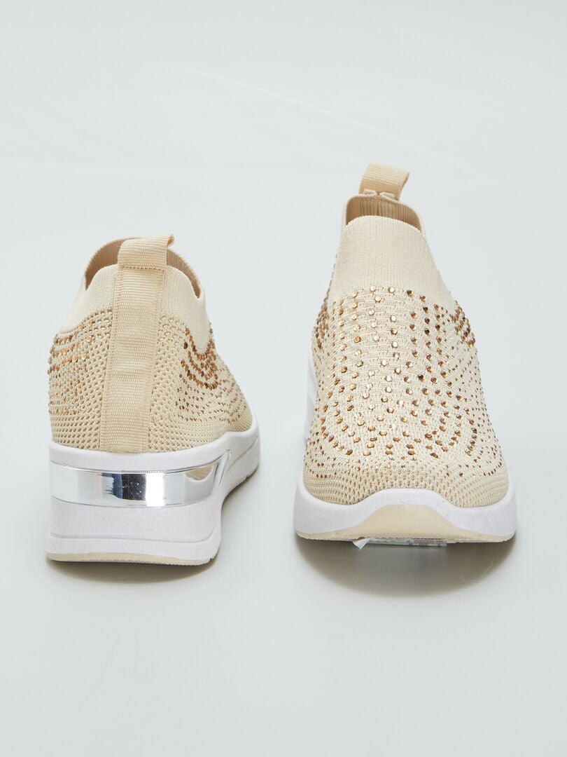 ZAPATILLAS DE MALLA Y STRASS  BEIGE